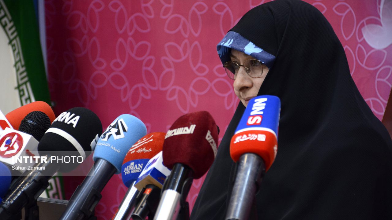 نشست خبری انسیه خزعلی