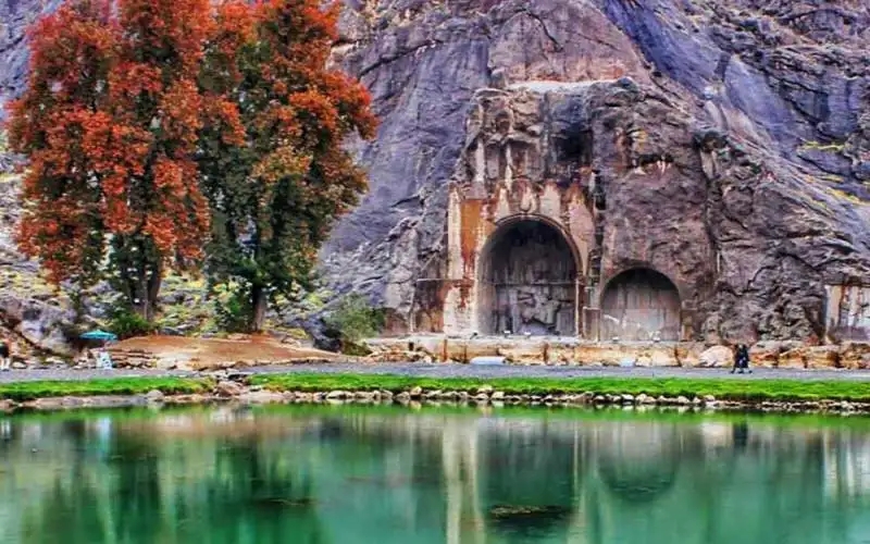 طاق بستان